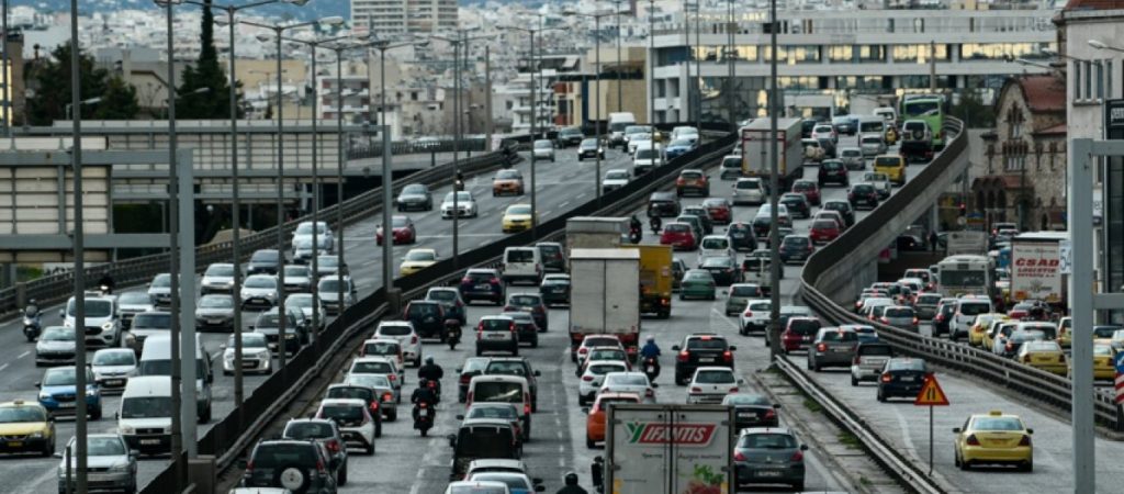 Κίνηση: Σε ποιους δρόμους της Αθήνας υπάρχει μποτιλιάρισμα (χάρτης)