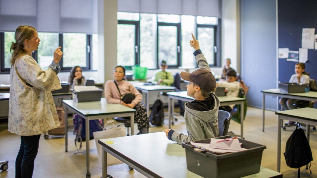 ΗΠΑ: Οι εμβολιασμένοι μαθητές και εκπαιδευτικοί καταργούν τη μάσκα στο σχολείο