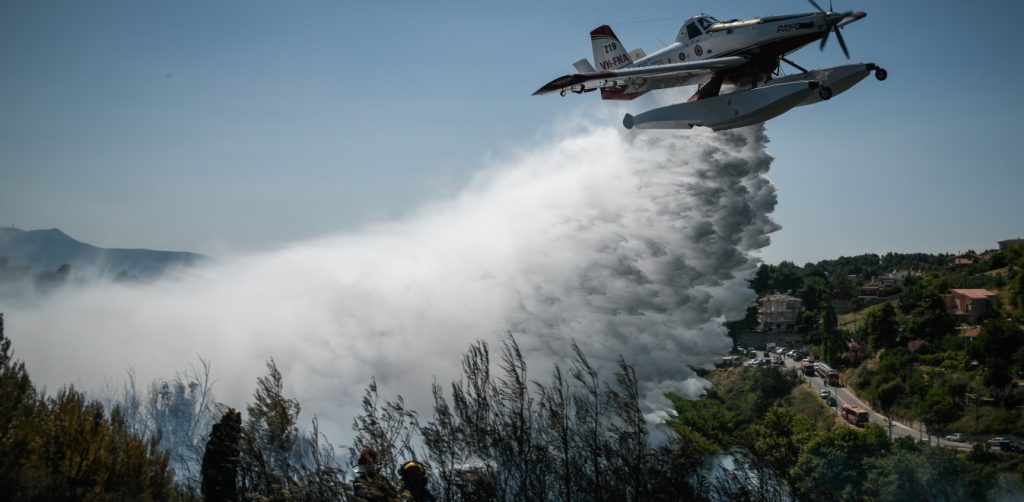 Φωτιά στον Βαρνάβα: Δείτε από ψηλά την καταστροφή που άφησε πίσω της (βίντεο)