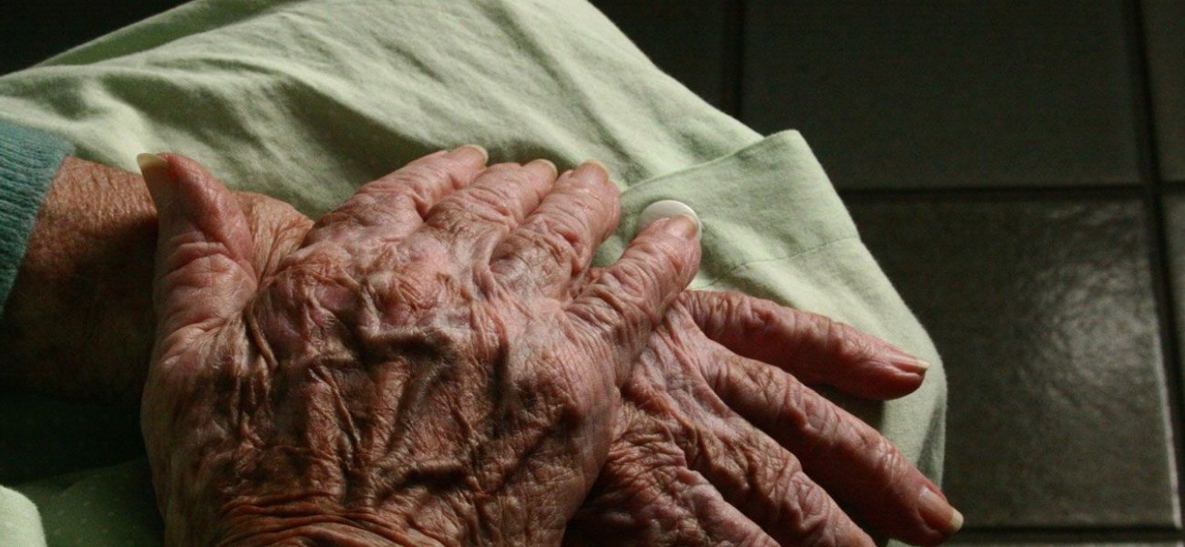 Τρίκαλα: Εξαπάτησαν ηλικιωμένη και της απέσπασαν 9 χιλιάδες ευρώ