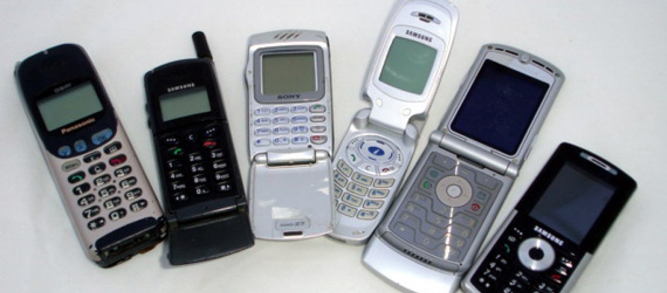 «Κρυμμένος θησαυρός»: Μήπως έχεις φυλαγμένα αυτά τα «αρχαία» κινητά; – Δες πόσο κοστίζουν!