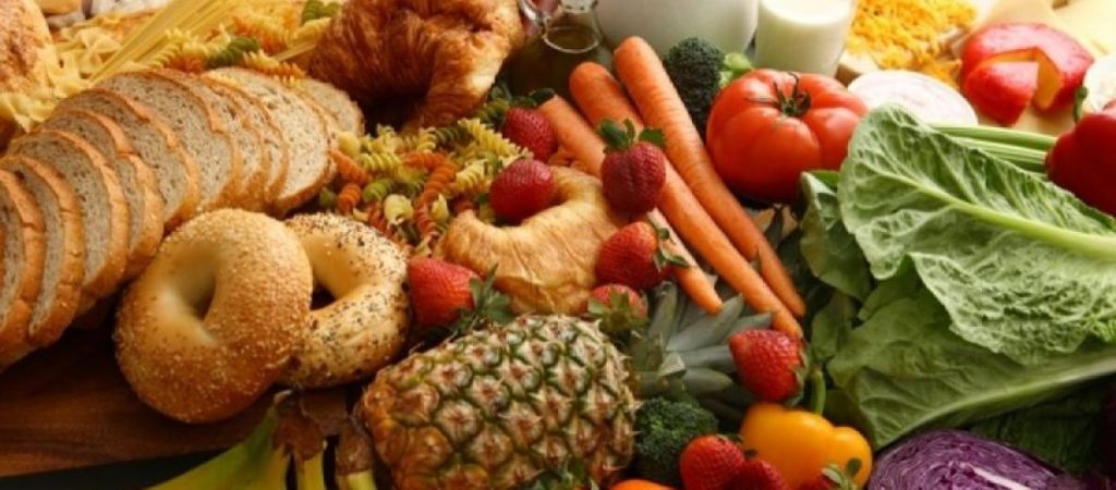 Συνεχίζεται ο αφελληνισμός του κλάδου τροφίμων – Καταπίνονται από τις πολυεθνικές ελληνικές εταιρείες ορόσημο