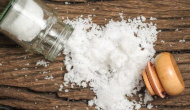 Οι έξι χρήσεις που έχει το αλάτι στην καθαριότητα του σπιτιού