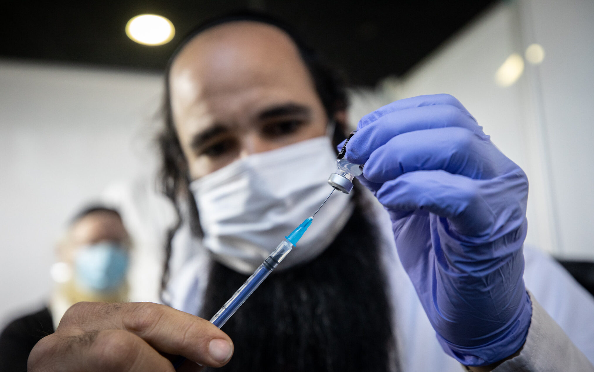 Επίσημο: Ξεκινούν οι εμβολιασμοί με την 3η δόση – Η αρχή με την χώρα «πρότυπο» Ισραήλ – Ακολουθούν οι υπόλοιπες