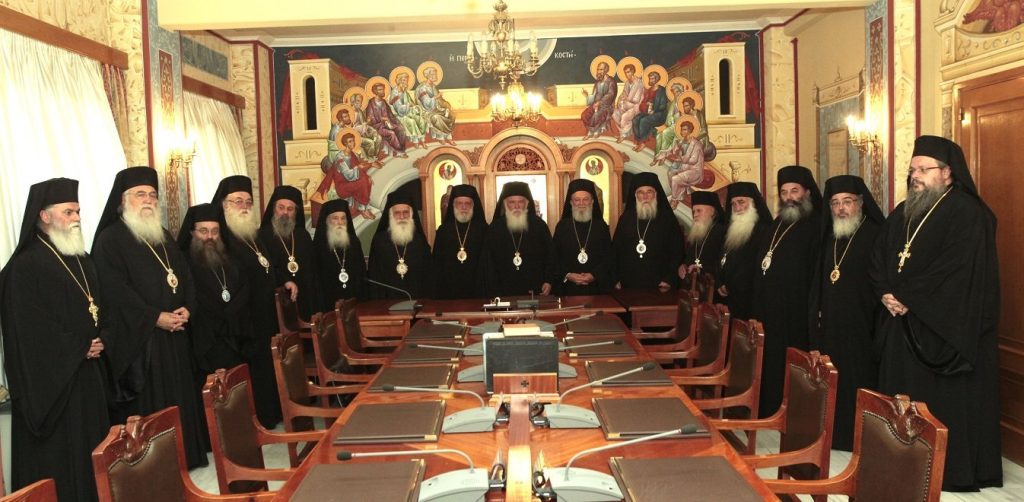 Εκπρόσωπος Ιεράς Συνόδου: «Την Τρίτη αποφασίζουμε για τον υποχρεωτικό εμβολιασμό των κληρικών»