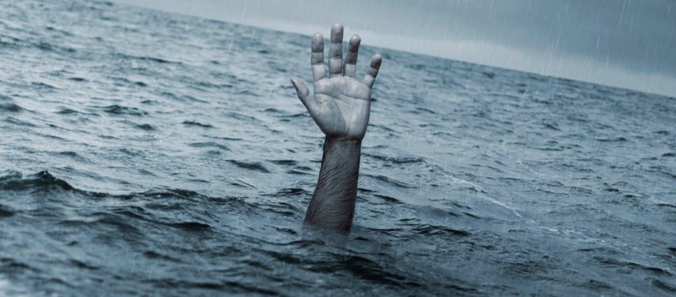 Φθιώτιδα: 82χρονος έχασε τη ζωή του ενώ κολυμπούσε – Έχασε τις αισθήσεις του μέσα στο νερό