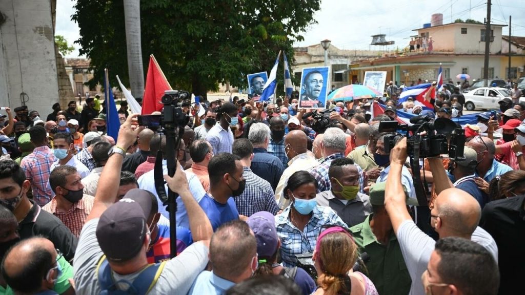 Μπάιντεν: «Είμαστε στο πλευρό του λαού της Κούβας – Υπερασπίζεται θεμελιώδη και οικουμενικά δικαιώματα»