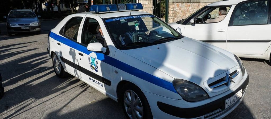 Ένταση μετά από τροχαίο στη Θεσσαλονίκη – Τραυματίστηκε αστυνομικός που προσπάθησε να τους χωρίσει