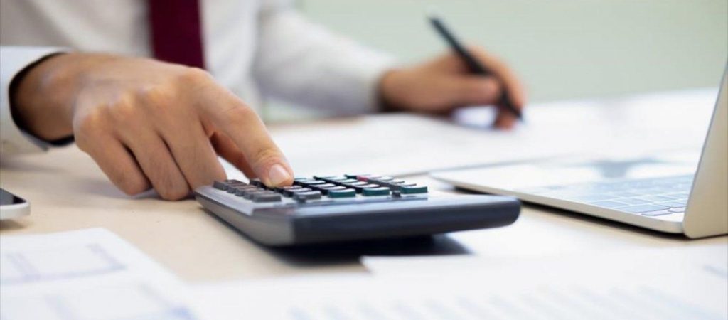 Αναδρομικά: Χιλιάδες συνταξιούχοι θα βάλουν το «χέρι στην τσέπη» λόγω… Εφορίας – Έως και 55% ο φόρος!