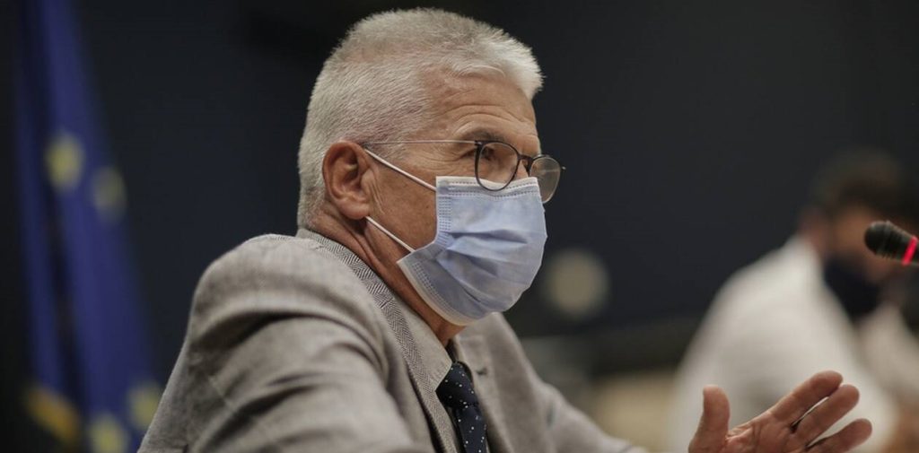 «Κρουσματολογία» από τον Χ.Γώγο: «Πιθανόν θα έχουμε πάνω από 5.000 κρούσματα ημερησίως»