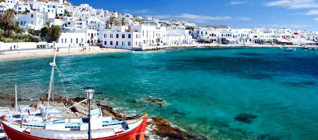 Βρετανία: Αναθεωρεί τη λίστα με τα νησιά – Η Ελλάδα παραμένει στην «πορτοκαλί λίστα»