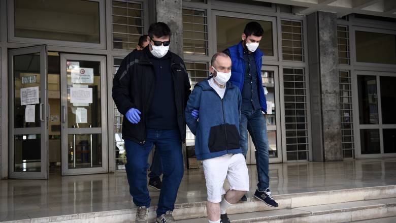 Θεσσαλονίκη: Δις ισόβια στον 45χρονο που έκαψε τους γονείς του – Τι είπε στην απολογία του