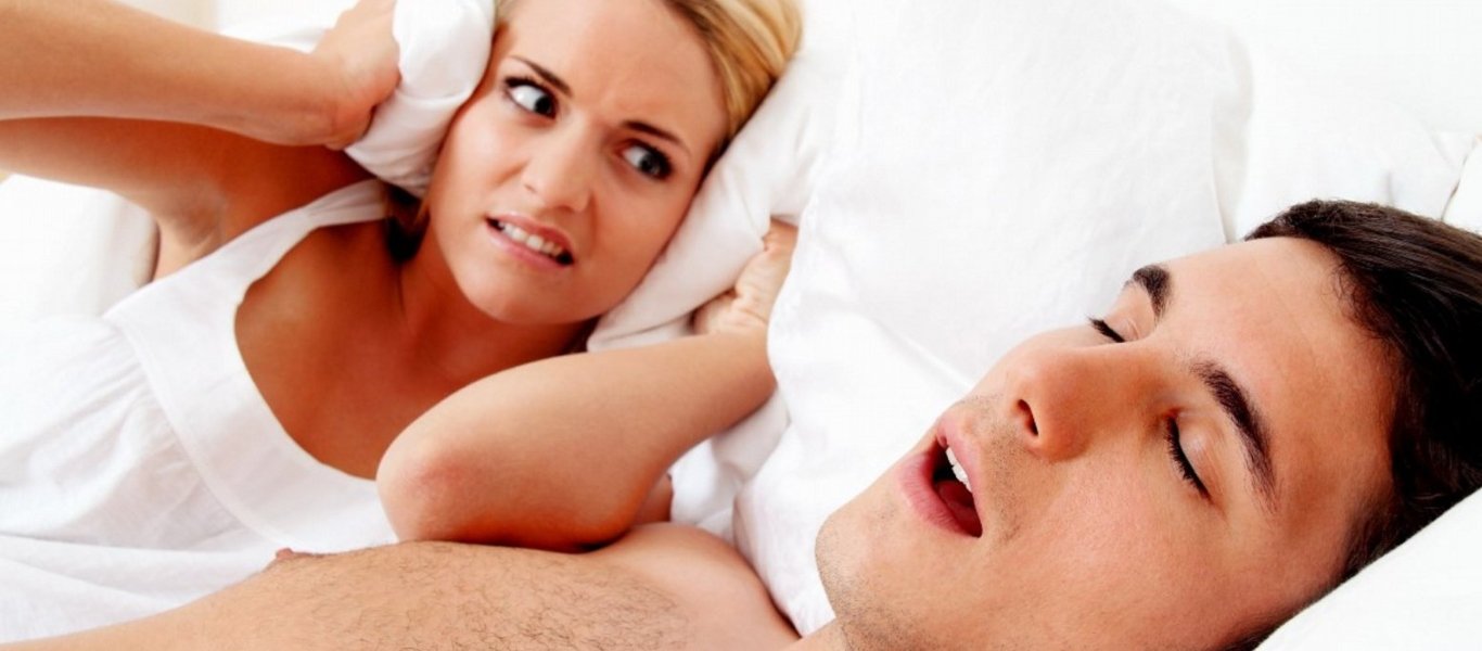 Τρεις τρόποι για να «κόψετε μαχαίρι» το ροχαλητό