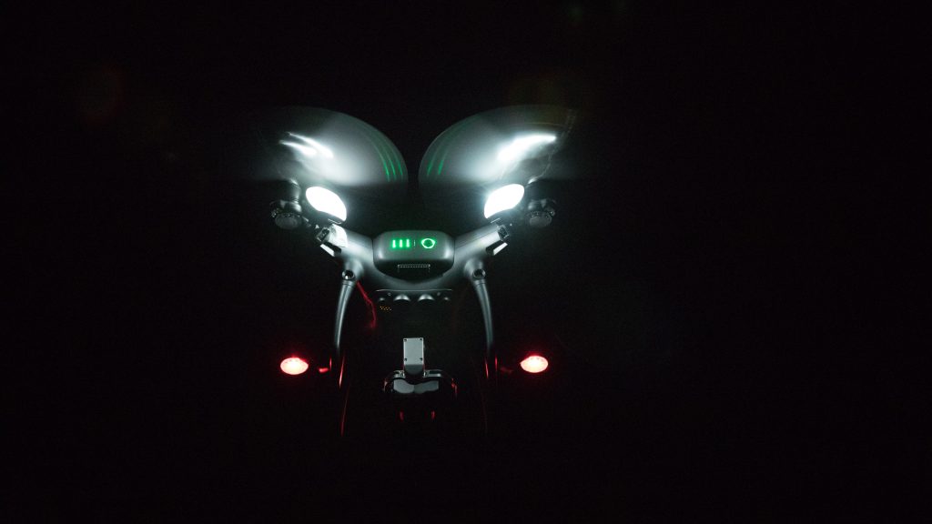 Μέχρι και  drones επιστρατεύει η  ΕΛ.ΑΣ για να  επιβλέπουν το lockdown στη Μύκονο