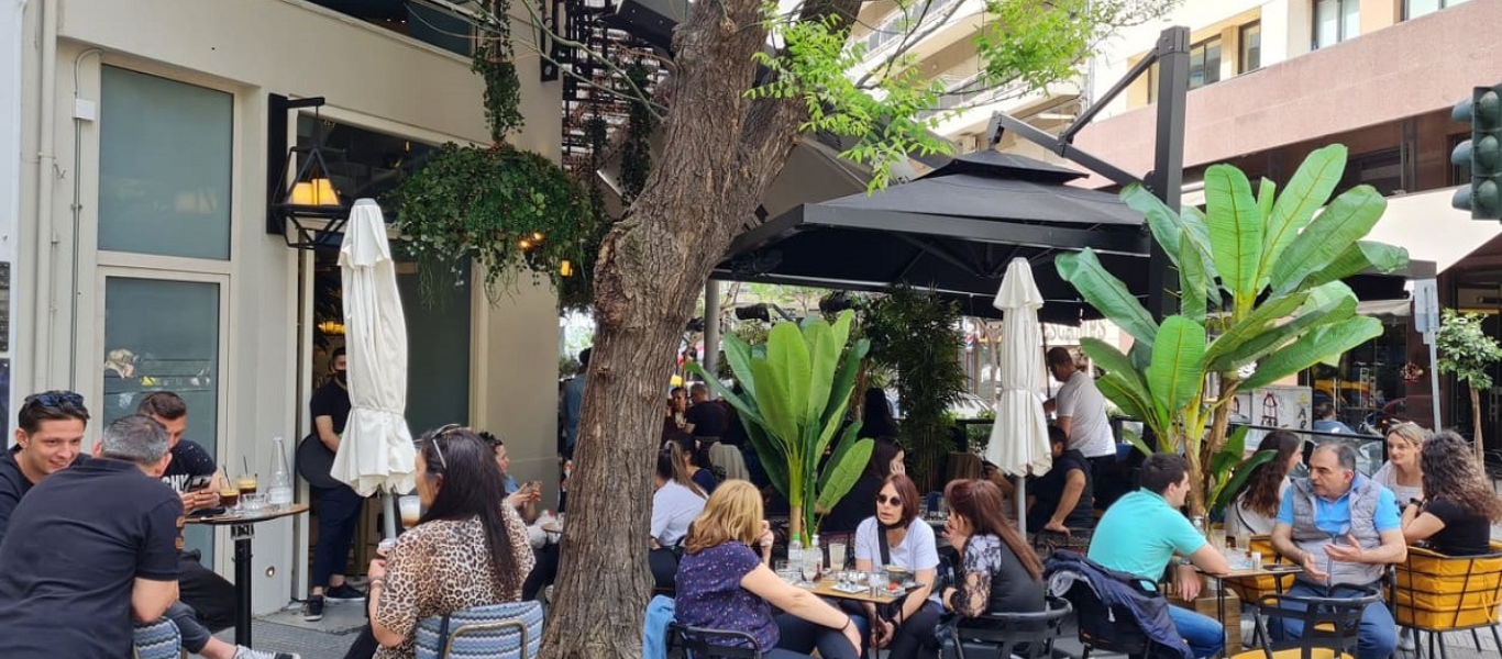 Ξεκινά ο έλεγχος σε μη εμβολιασμένους εργαζόμενους σε εστίαση και τουρισμό