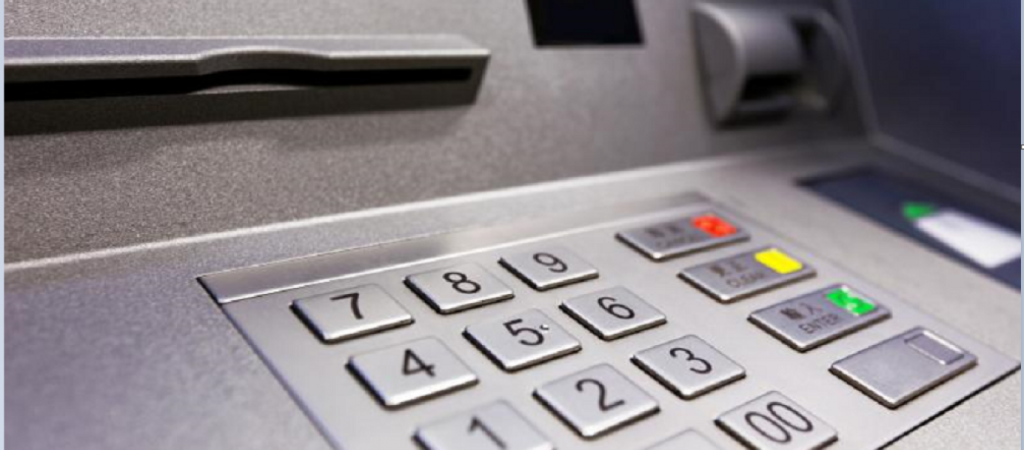 «Κολπάκι» Τραπεζών με έξτρα χρεώσεις που λίγοι πήραν «χαμπάρι»