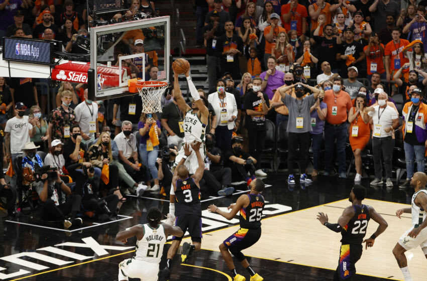 Αντετοκούνμπο: Το εκκωφαντικό κάρφωμά του που έκρινε τον αγώνα! (βίντεο)