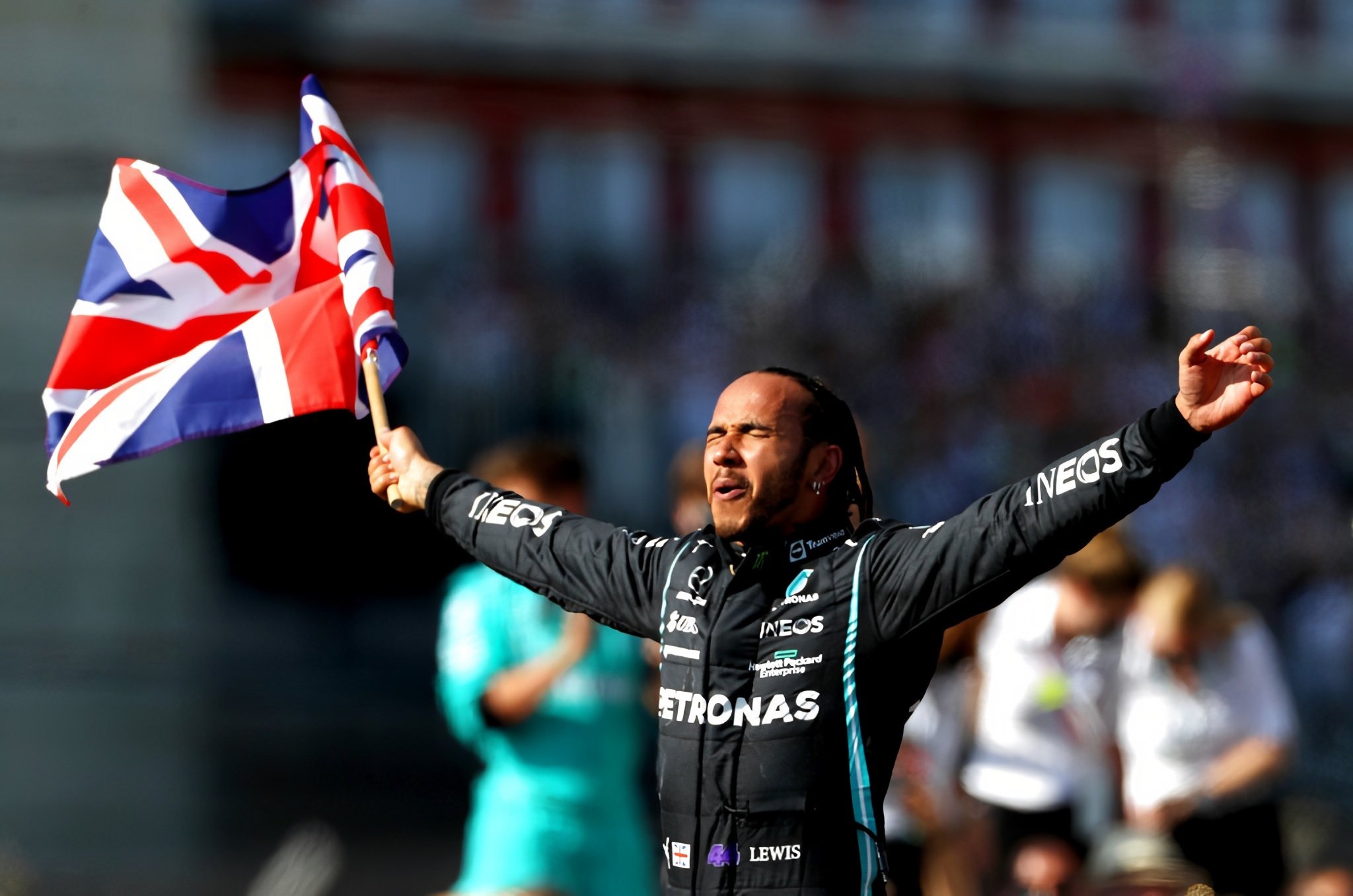 Formula 1: Νικητής στην Βρετανία ο Λ.Χάμιλτον – «Φωτιά» στην κορυφή