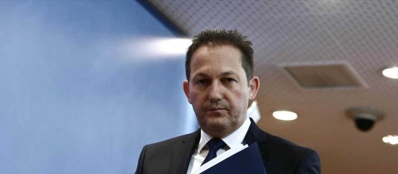 Σ.Πέτσας: «Οι εκπαιδευτικοί οι επόμενοι στη σειρά για υποχρεωτικό εμβολιασμό – Ή θα εμβολιαστούν ή θα απολυθούν»!