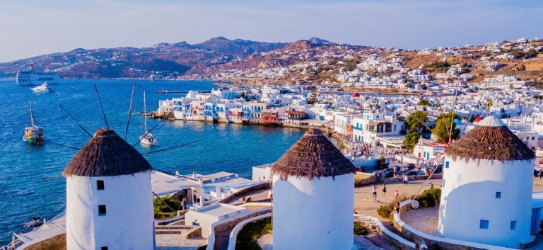 Μύκονος: Τα πέντε μέτρα που θα οδηγήσουν το νησί ξανά στην «κανονικότητα»