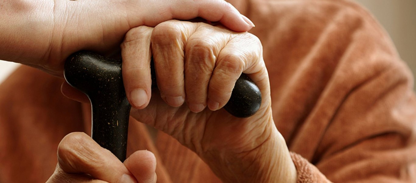 Να γιατί οι γυναίκες ζουν περισσότερα χρόνια από τους άνδρες – Ο ρόλος των χρωμοσωμάτων