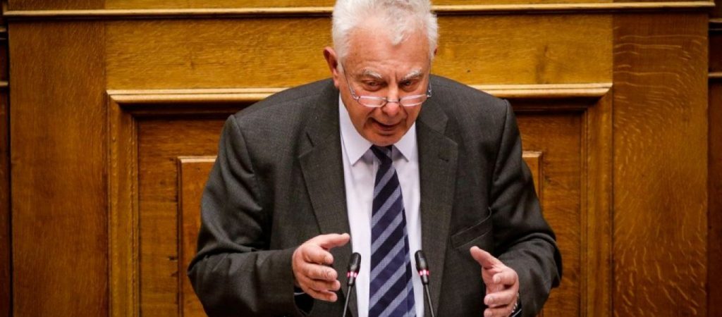 Π.Πικραμμένος για υποχρεωτικό εμβολιασμό: «Να επεκταθεί σε εκπαιδευτικούς, παιδιά, φοιτητές, φαντάρους, ναυτικούς»