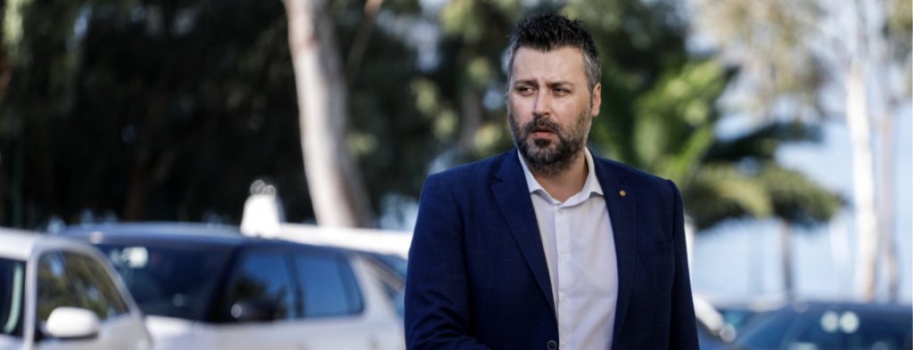 Γ.Καλλιάνος: Προσεύχεται online στο Instagram για τους followers του (φωτό)