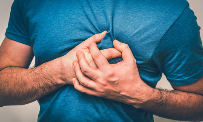 Καρδιακό πρόβλημα: Οκτώ σημάδια που σας προειδοποιούν ότι η καρδιά σας δεν λειτουργεί σωστά