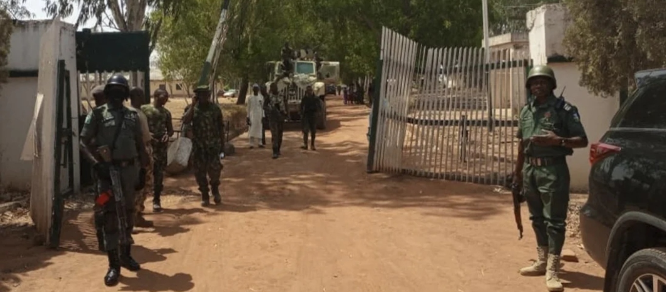 Απαγωγείς εισέβαλαν σε οικοτροφείο στη Νιγηρία – Αιχμάλωτοι 81 μαθητές