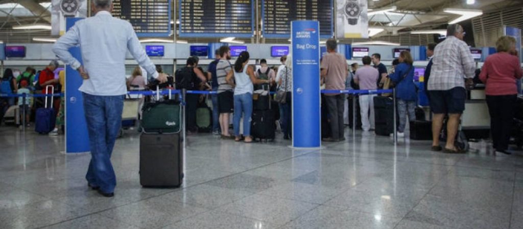 Νέες οδηγίες από την ΥΠΑ: Και με self test η μετακίνηση των ανηλίκων 12 έως 17 ετών στα νησιά