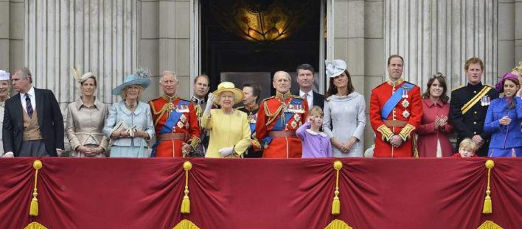 Περίεργοι κανόνες ομορφιάς που πρέπει να ακολουθούν οι γυναίκες της βρετανικής βασιλικής οικογένειας!