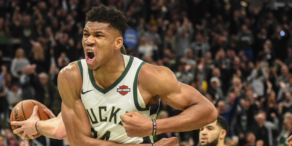 Γιάννης Αντετοκούνμπο: Τι απάντησε όταν έμαθε πως πρέπει να πληρώσει για να δει ματς των ΗΠΑ;