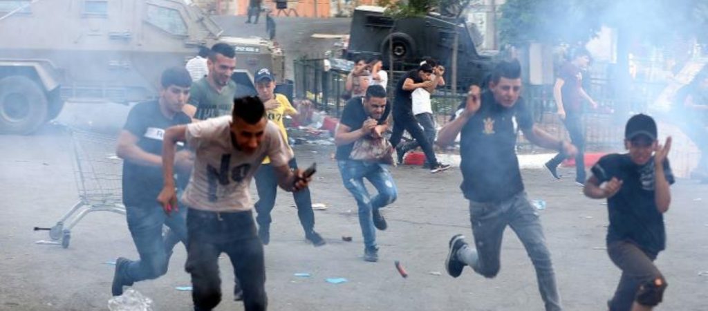 Νεκρός ένας 20χρονος Παλαιστίνιος σε συγκρούσεις με τον ισραηλινό στρατό