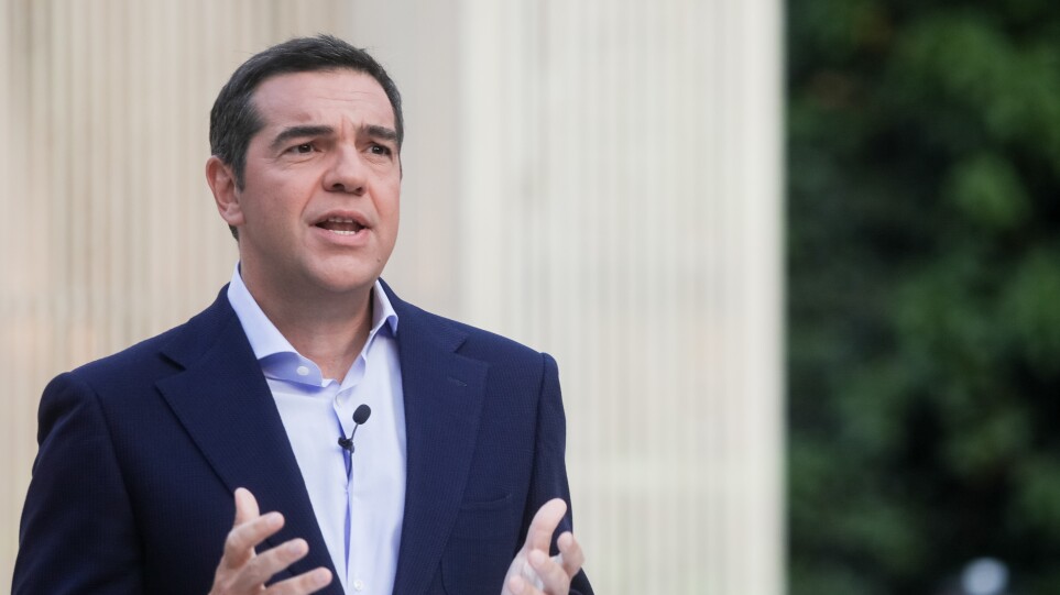 Α.Τσίπρας για καύσωνα: «Να κηρυχθεί αργία η ερχόμενη Δευτέρα ώστε να μείνει προστατευμένος ο πληθυσμός»