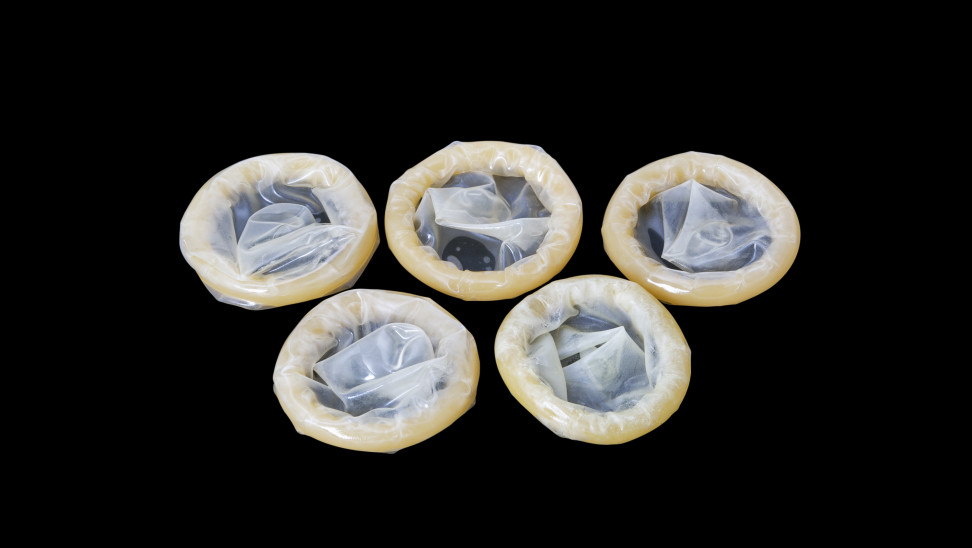 Ολυμπιακοί Αγώνες: Οι Αυστραλοί επισκεύασαν κανό με… προφυλακτικό! (βίντεο)