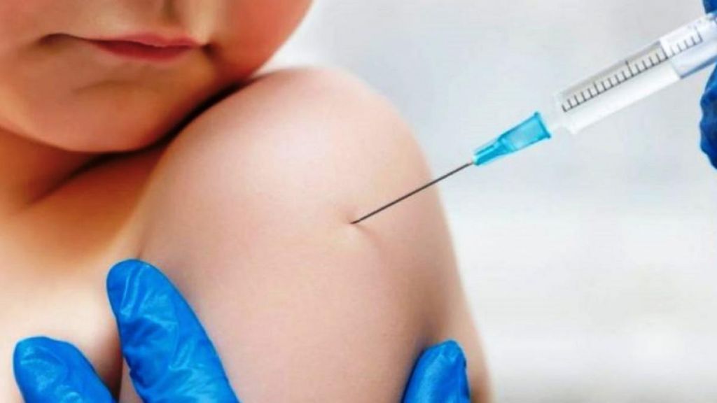 Εμβολιασμοί: Άνοιξε η πλατφόρμα για παιδιά από 12 ετών