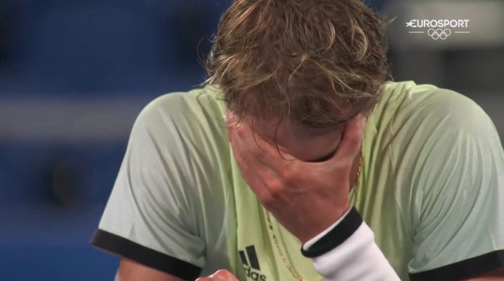 Ολυμπιακοί Αγώνες: Η συγγνώμη του Α.Ζβέρεβ στον Ν.Τζόκοβιτς επειδή τον απέκλεισε! (βίντεο)