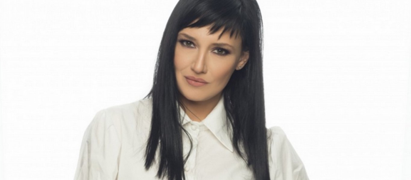 Η Αθηναΐς Νέγκα δείχνει τα σημάδια της λεύκης στο σώμα της (φώτο)