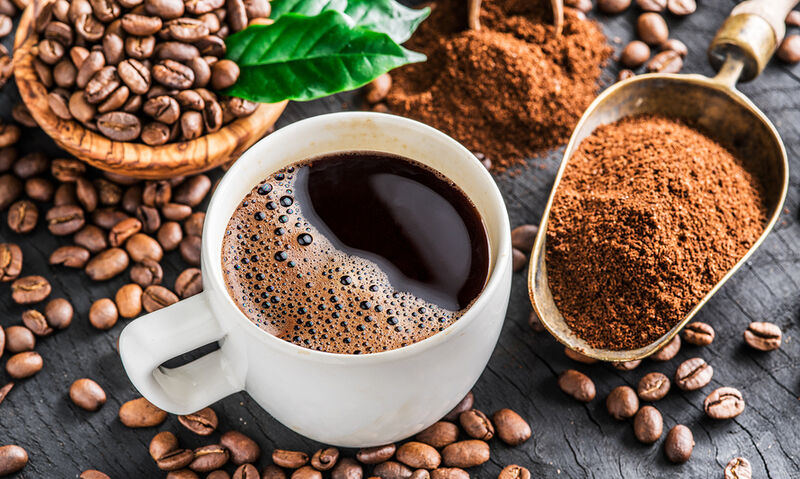 Οι κίνδυνοι της υπερβολικής κατανάλωσης καφεΐνης – Τι δείχνουν οι μελέτες