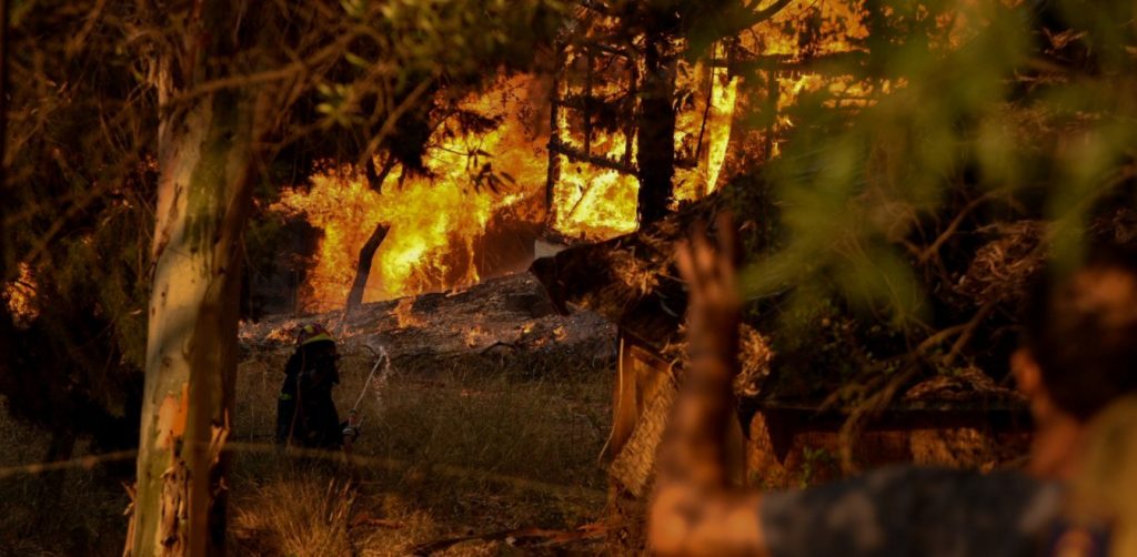 Φωτιά στην Αχαΐα: Δείτε από ψηλά το μέγεθος της καταστροφής (φώτο)