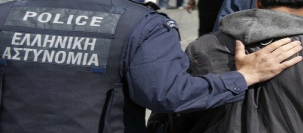 Θεσσαλονίκη: Επεισοδιακή καταδίωξη φορτηγού που μετέφερε παράνομους μετανάστες
