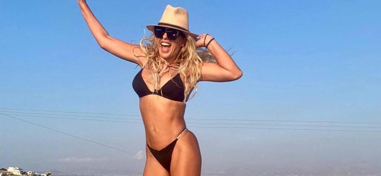 H Γ.Μαστροκώστα στα 50 της… διαθέτει κορμί που θα ζήλευαν πολλές νεότερες της