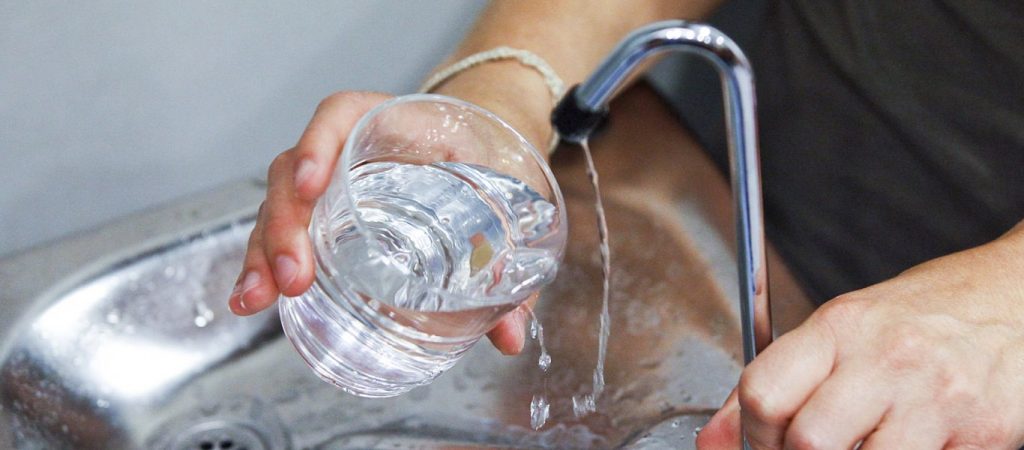 Φωτιά στην Βαρυμπόμπη – ΕΥΔΑΠ: Σε αυτές τις περιοχές θα γίνουν σήμερα έκτακτες διακοπές νερού