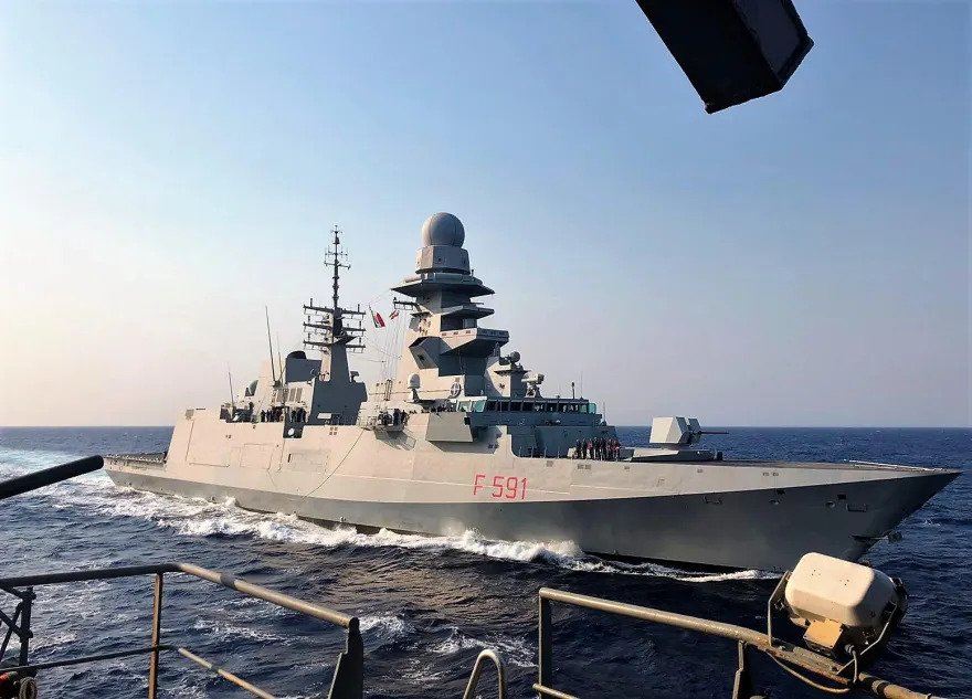 Πολεμικό Ναυτικό: Εικόνες από την συνεκπαίδευση με ιταλική φρεγάτα και πορτογαλικό υποβρύχιο