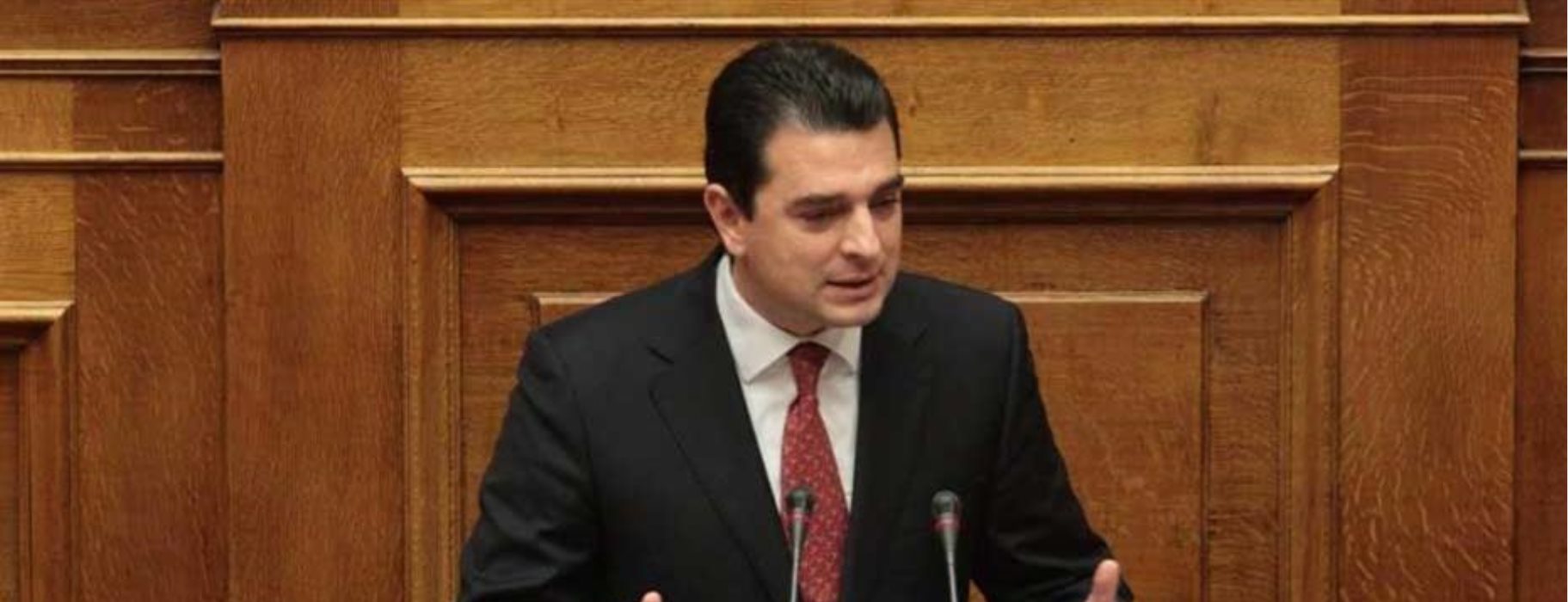 Κ.Σκρέκας: Κινδύνευσε το σπίτι του από τη φωτιά στη Βαρυμπόμπη