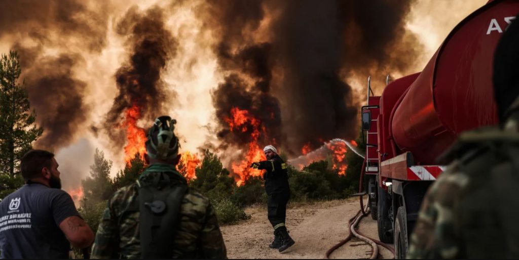 ΧΑΟΣ: Η Ελλάδα αποτεφρώνεται και η κυβέρνηση στέλνει SMS – Ο Θεός να βάλει το χέρι του…