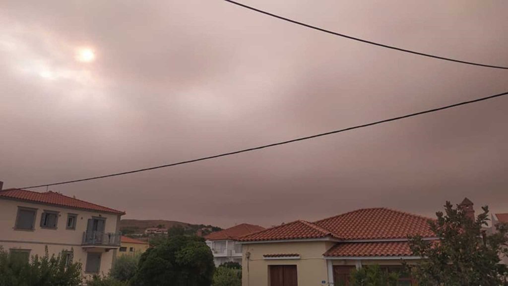 Φωτιά Εύβοια: Μέχρι την Λήμνο έφτασαν οι καπνοί (φώτο)