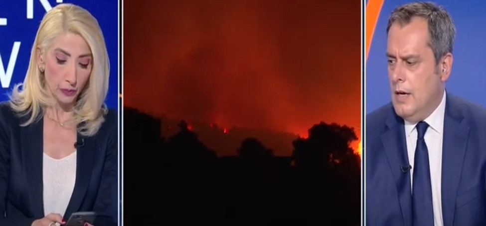 Επίθεση από παρακρατικούς στους ρεπόρτερ του OPEN που μετέδωσαν απ’ευθείας τις ύβρεις των πολιτών κατά Κ.Μητσοτάκη