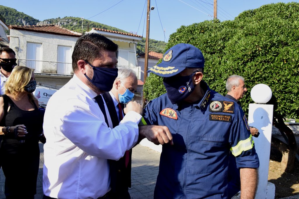 Αρχηγός Πυροσβεστικής Σ.Κολοκούρης: «Οι πολίτες δεν μπορούν να δουν τα εναέρια μέσα»! (βίντεο)