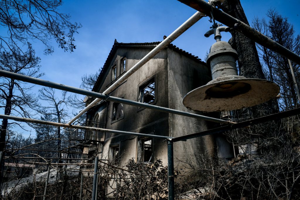 Μετά τις φωτιές το… πλιάτσικο- Στο έλεος των λεηλασιών οι περιουσίες των πολιτών στην Αττική